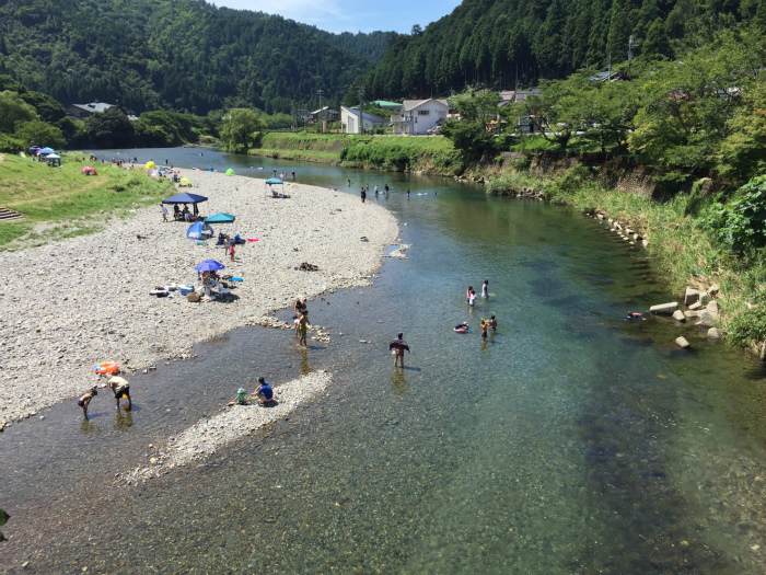 美山町自然文化村 河鹿荘 キャンプにbbq 川遊びもできる最高の場所 大浴場もある ライター江角悠子 京都くらしの編集室